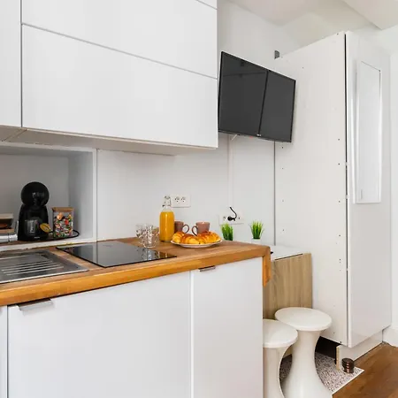 Apartment Equipe Centre Nation - 12 - 2p